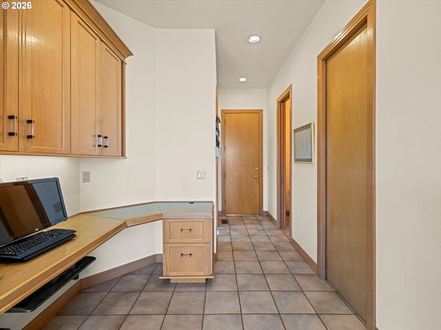 1153 Sw FAIRFAX Pl, Portland, OR 97225