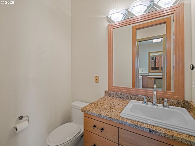 1153 Sw FAIRFAX Pl, Portland, OR 97225