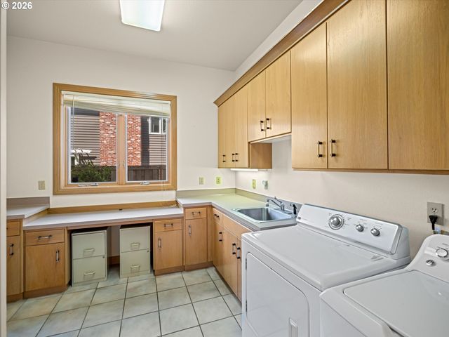 1153 Sw FAIRFAX Pl, Portland, OR 97225