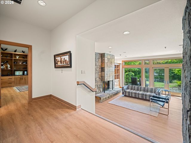 1153 Sw FAIRFAX Pl, Portland, OR 97225