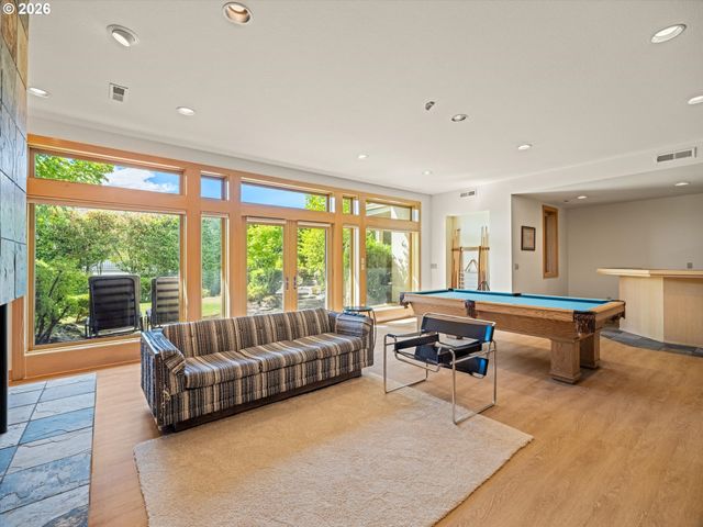 1153 Sw FAIRFAX Pl, Portland, OR 97225