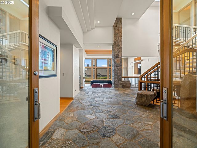 1153 Sw FAIRFAX Pl, Portland, OR 97225
