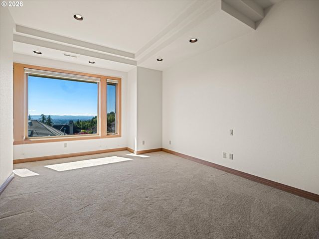 1153 Sw FAIRFAX Pl, Portland, OR 97225