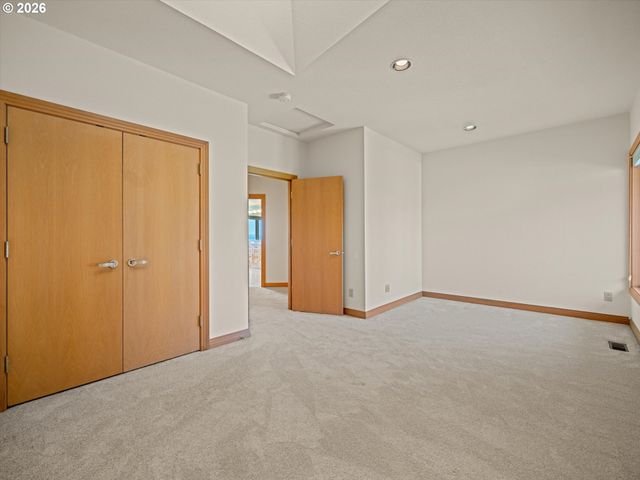 1153 Sw FAIRFAX Pl, Portland, OR 97225