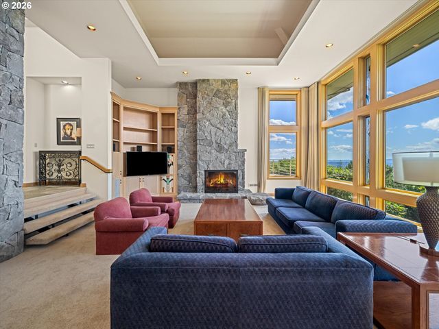 1153 Sw FAIRFAX Pl, Portland, OR 97225