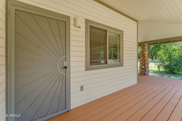 2720 W HARVEST GROVES Lane, Phoenix, AZ 85041