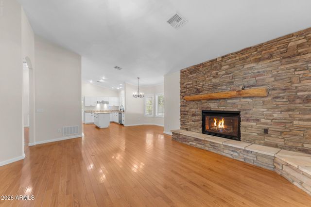 2720 W HARVEST GROVES Lane, Phoenix, AZ 85041