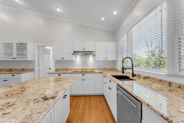 2720 W HARVEST GROVES Lane, Phoenix, AZ 85041