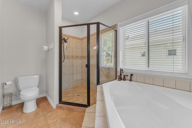 2720 W HARVEST GROVES Lane, Phoenix, AZ 85041