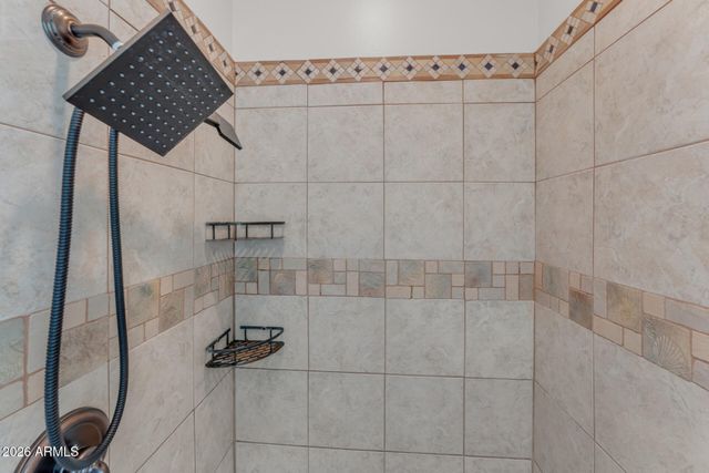 2720 W HARVEST GROVES Lane, Phoenix, AZ 85041