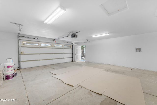 2720 W HARVEST GROVES Lane, Phoenix, AZ 85041