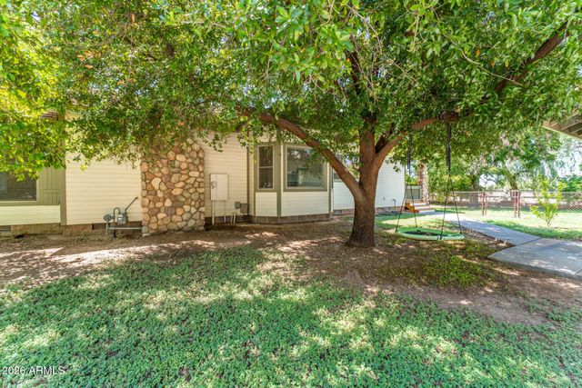 2720 W HARVEST GROVES Lane, Phoenix, AZ 85041