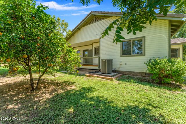 2720 W HARVEST GROVES Lane, Phoenix, AZ 85041