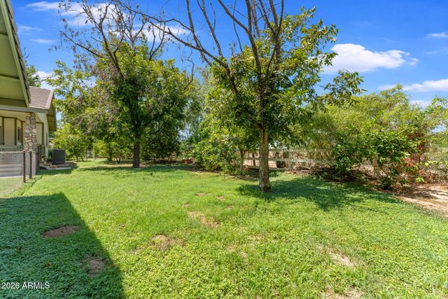 2720 W HARVEST GROVES Lane, Phoenix, AZ 85041