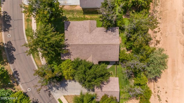 2720 W HARVEST GROVES Lane, Phoenix, AZ 85041