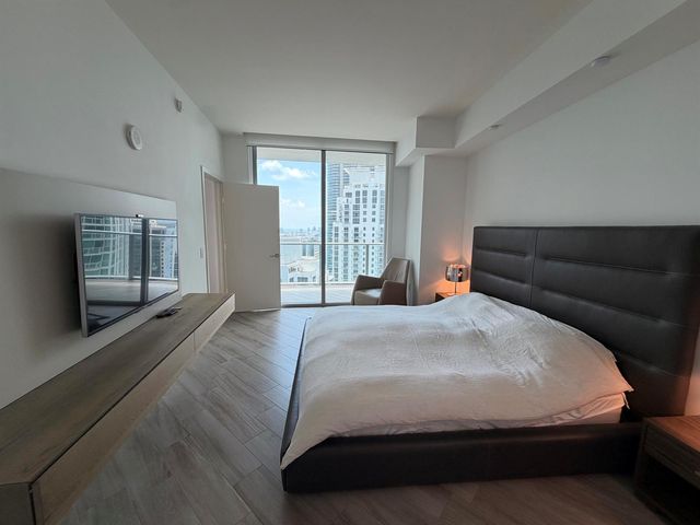 1100 S MIAMI Avenue 4210, Miami, FL 33130