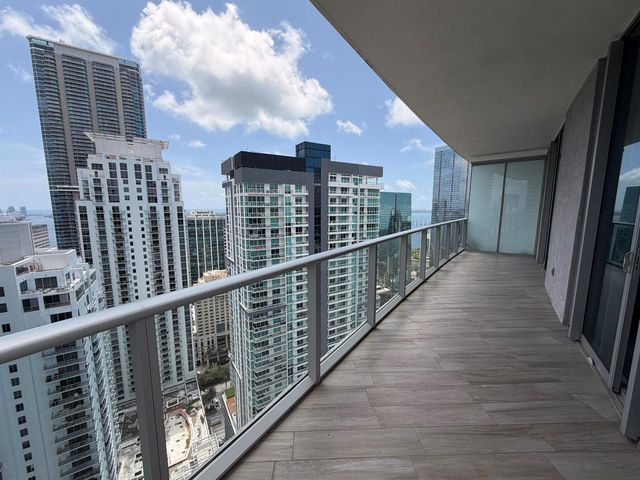 1100 S MIAMI Avenue 4210, Miami, FL 33130