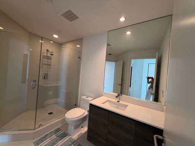 1100 S MIAMI Avenue 4210, Miami, FL 33130