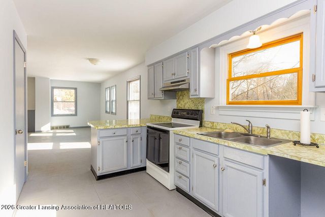 6266 E Clark Road, Bath, MI 48808