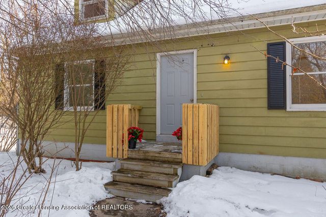 6266 E Clark Road, Bath, MI 48808