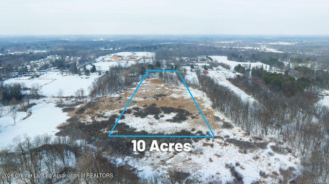 6266 E Clark Road, Bath, MI 48808