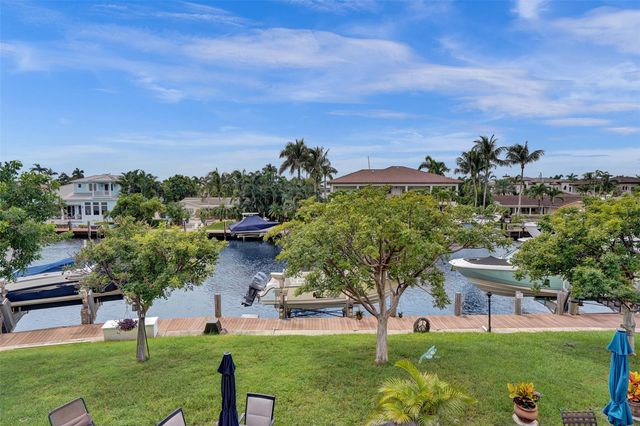 2500 NE 36th St 8, Lighthouse Point, FL 33064