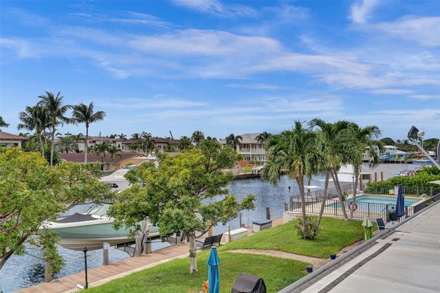 2500 NE 36th St 8, Lighthouse Point, FL 33064