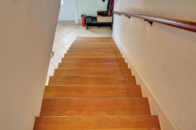 2500 NE 36th St 8, Lighthouse Point, FL 33064