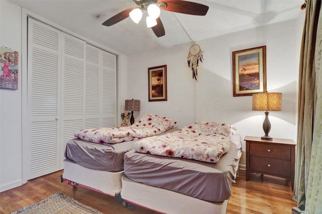 2500 NE 36th St 8, Lighthouse Point, FL 33064