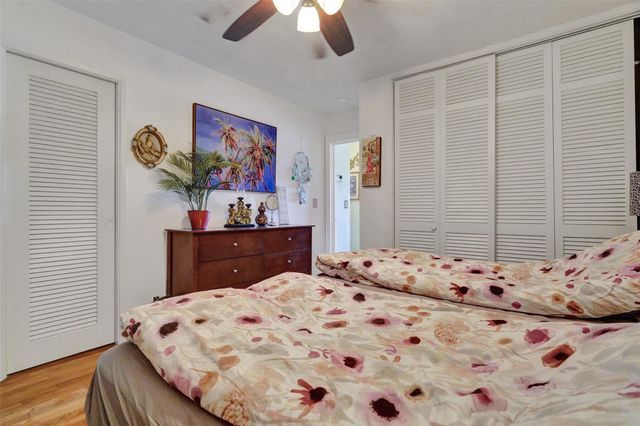 2500 NE 36th St 8, Lighthouse Point, FL 33064