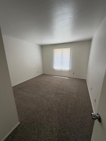1960 E Cairo Drive, Tempe, AZ 85282