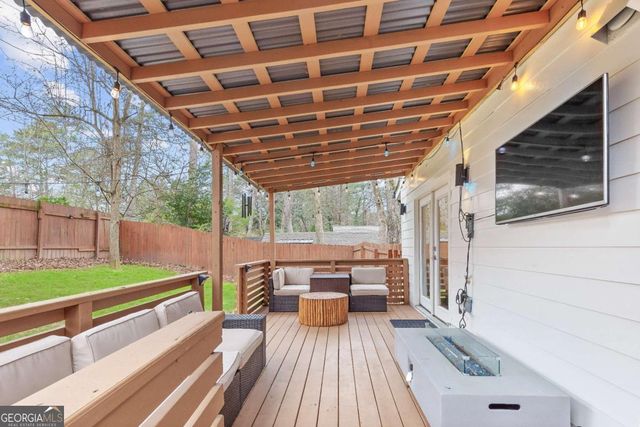 2002 Kenwood Place SE, Smyrna, GA 30082