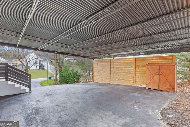 2002 Kenwood Place SE, Smyrna, GA 30082