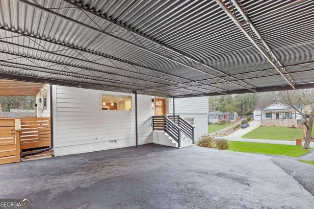 2002 Kenwood Place SE, Smyrna, GA 30082