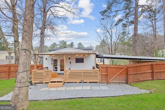 2002 Kenwood Place SE, Smyrna, GA 30082