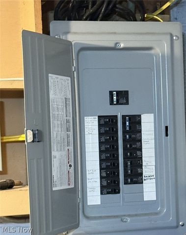 30305 Arnold Road, Willowick, OH 44095