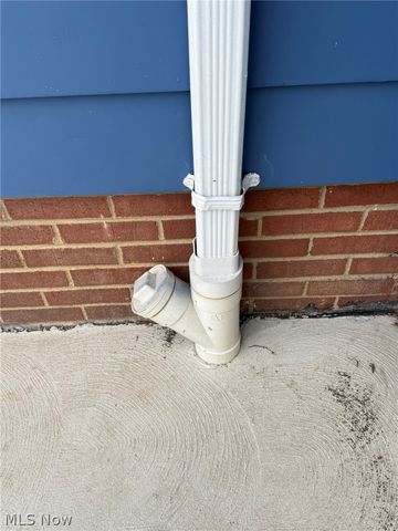 30305 Arnold Road, Willowick, OH 44095