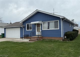 30305 Arnold Road, Willowick, OH 44095