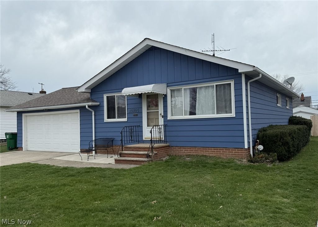 30305 Arnold Road, Willowick, OH 44095