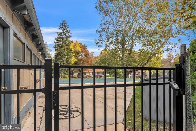 201 TIMBERCREEK, Lindenwold, NJ 08021