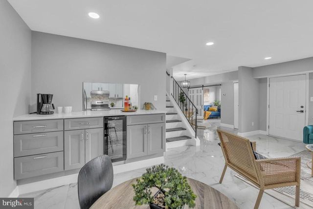 201 TIMBERCREEK, Lindenwold, NJ 08021