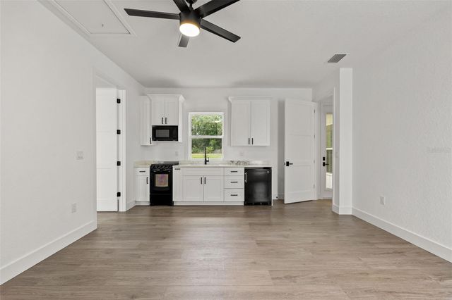 8090 NORDICA ROAD, Weeki Wachee, FL 34613