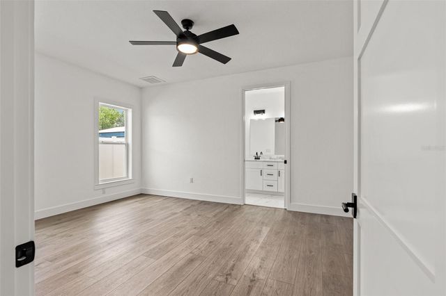 8090 NORDICA ROAD, Weeki Wachee, FL 34613