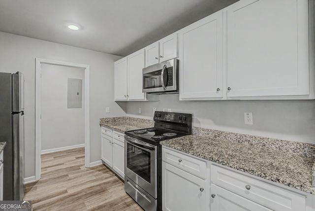 123 W Lexington Avenue, Griffin, GA 30223