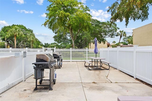 918 SW 9th Street Cir 204, Boca Raton, FL 33486