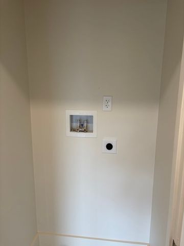76 Valmor Street, Worcester, MA 01604