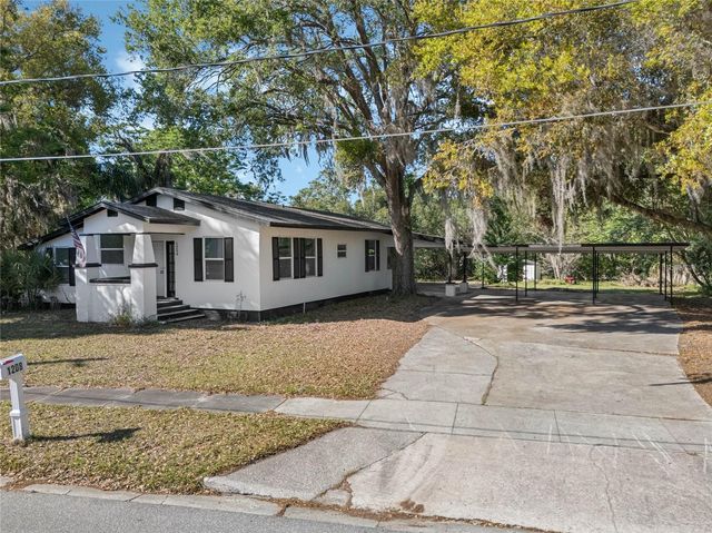 1208 BONAIRE DRIVE, Leesburg, FL 34748