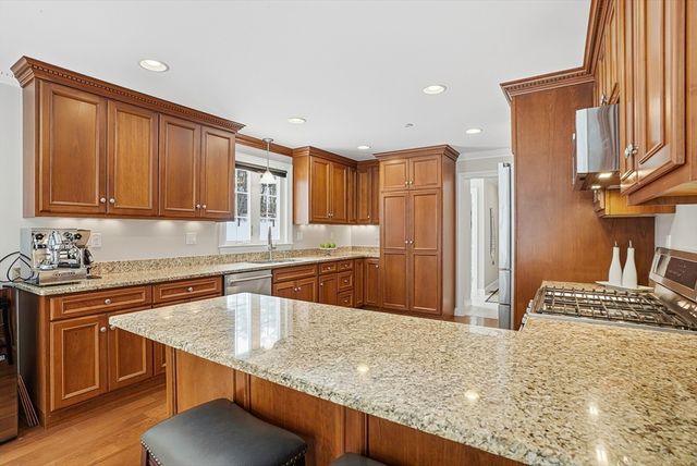 2 Trevor Lane 2, Hopkinton, MA 01748