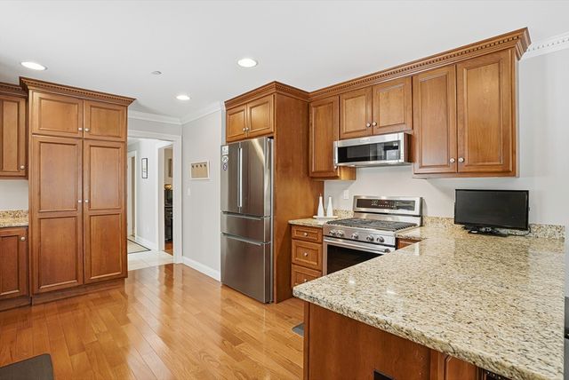 2 Trevor Lane 2, Hopkinton, MA 01748