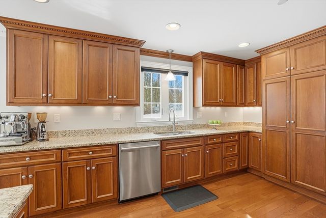 2 Trevor Lane 2, Hopkinton, MA 01748